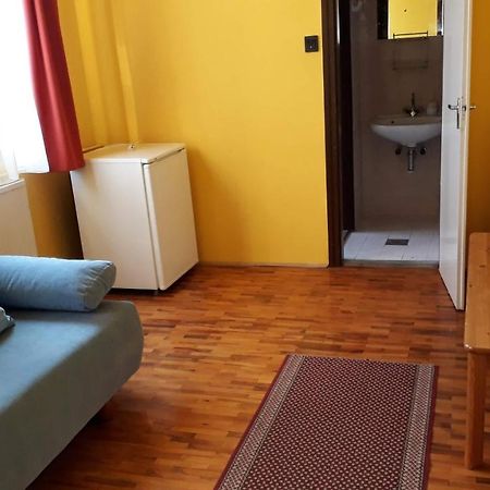 Centrum Apartman Hotel Hajdúszoboszló Buitenkant foto