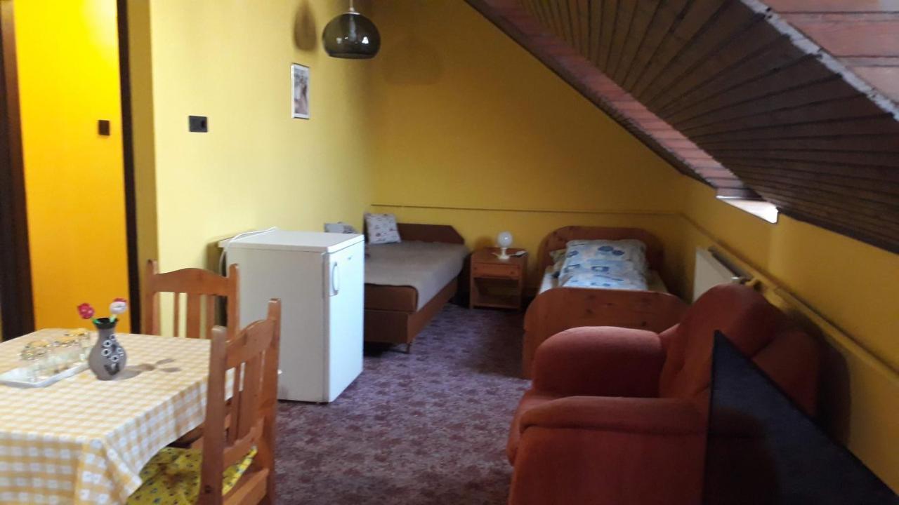 Centrum Apartman Hotel Hajdúszoboszló Buitenkant foto