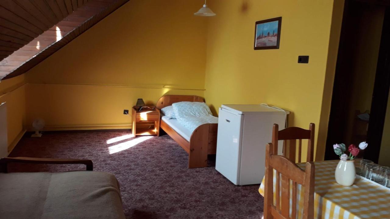 Centrum Apartman Hotel Hajdúszoboszló Buitenkant foto