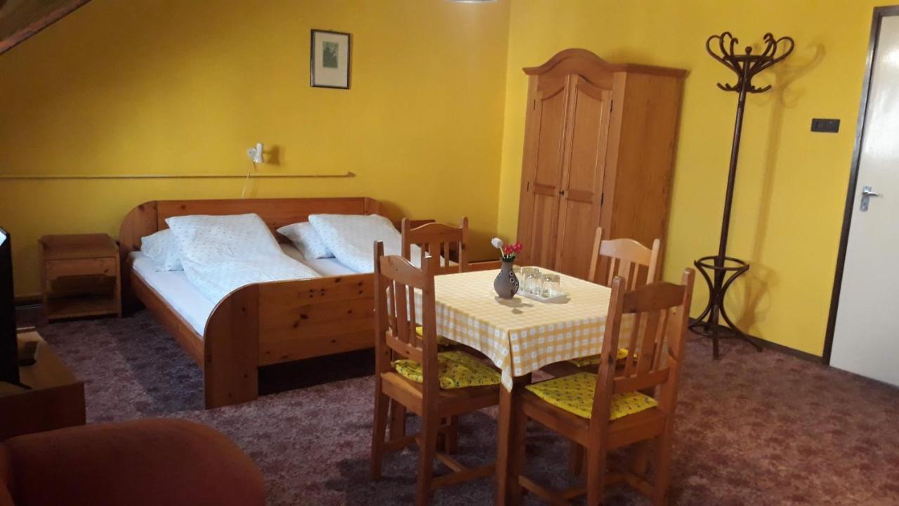 Centrum Apartman Hotel Hajdúszoboszló Buitenkant foto