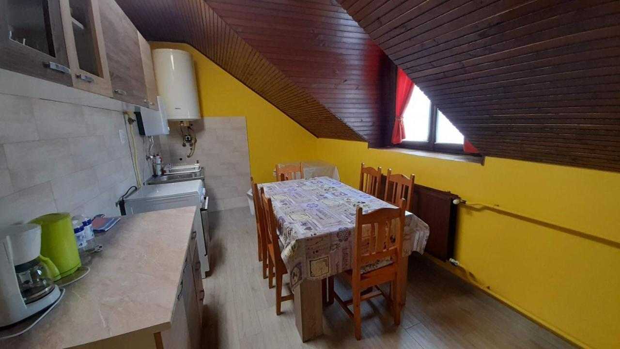 Centrum Apartman Hotel Hajdúszoboszló Buitenkant foto